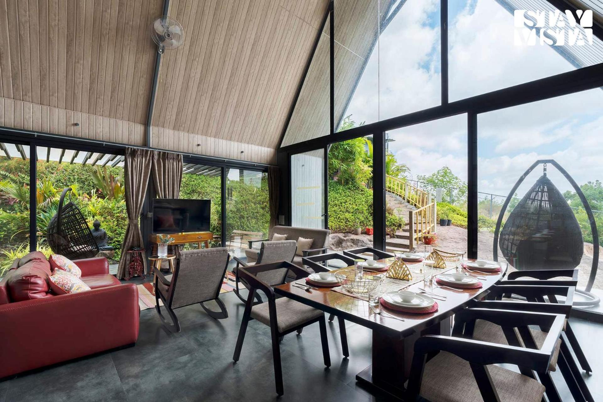 Stayvista'S Celeste Villa - Hill-View Retreat With Infinity Pool Nashik Exterior photo