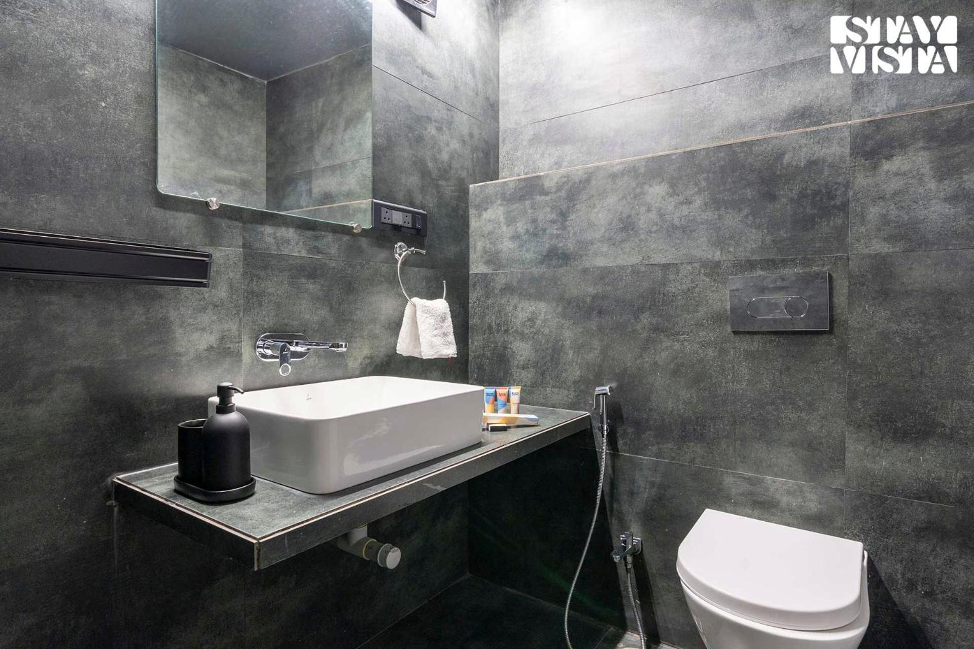 Stayvista'S Celeste Villa - Hill-View Retreat With Infinity Pool Nashik Exterior photo